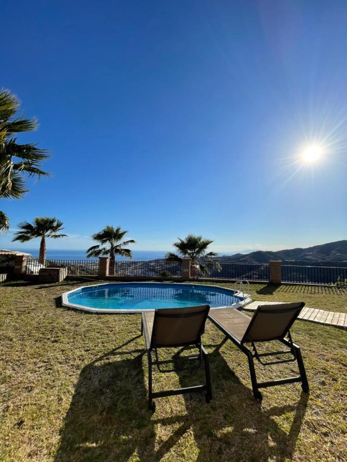 Vila Casa Helen Torrox Exteriér fotografie